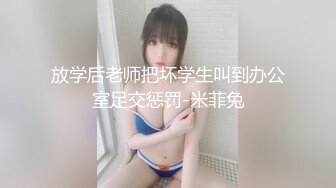 FSET-819 可愛い美女たちの突発乳首責め！乳首が敏感だと知ったとたん微笑みながらチクベロ行為！