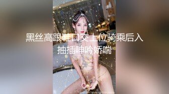 呆萌可愛OO後馬尾辮軟妹子,笑起來很甜,JK齊逼小短裙浴室濕身誘惑