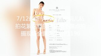 歌厅探花老哥点了个少妇回房间啪啪，穿黑丝沙发上调情口交，搞完一炮再到床上操，上位骑乘后入晃动奶子