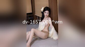 STP28658 极品女神 说不秀的也露点裸聊了【小巫婆】白里带粉 直流水~ ！边吃外卖边直播，幸福居家隔离生活中！