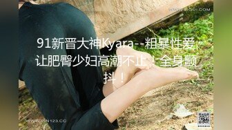 丝袜高跟好身材的风骚小少妇，带个眼罩极尽风骚诱惑，淫声荡语不断，舔弄假鸡巴，道具抽插浪叫不止不要错过