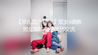 【新片速遞 】 风骚韵味十足的老婆夫妻秀露脸圆润大奶子按摩摩擦，卖力口交带个套传教士狠狠操逼粉色蝴蝶逼