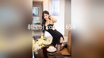 STP34471 极品反差婊极品双马尾可爱小骚妹与八块腹肌炮友们3P，疯狂艹逼之下几乎要哭了，最后艹出血了！